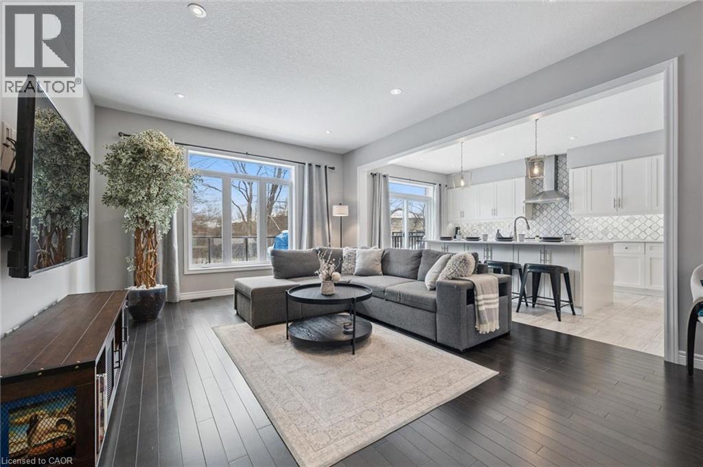 111 AMBROUS Crescent, Guelph, Ontario