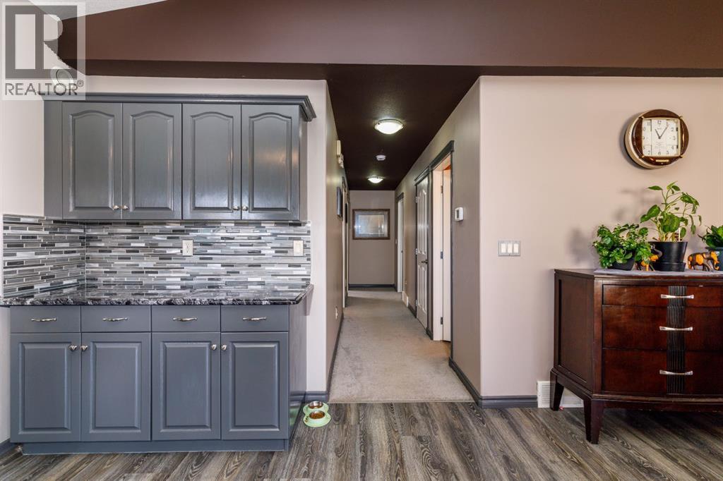 4403 45th Street, Lacombe, Alberta  T4L 0A7 - Photo 11 - A2289505