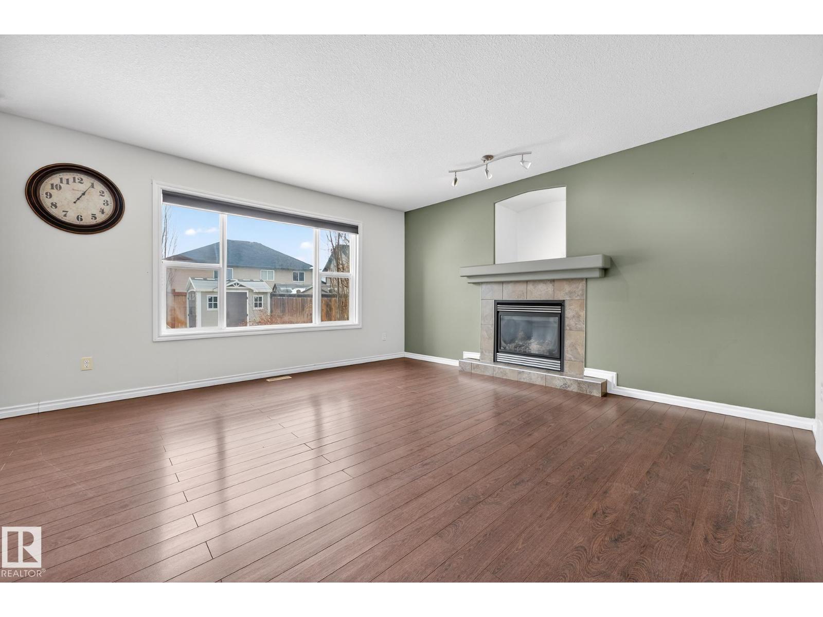 152 Rue Marquet, Beaumont, Alberta  T4X 1W3 - Photo 3 - E4475281