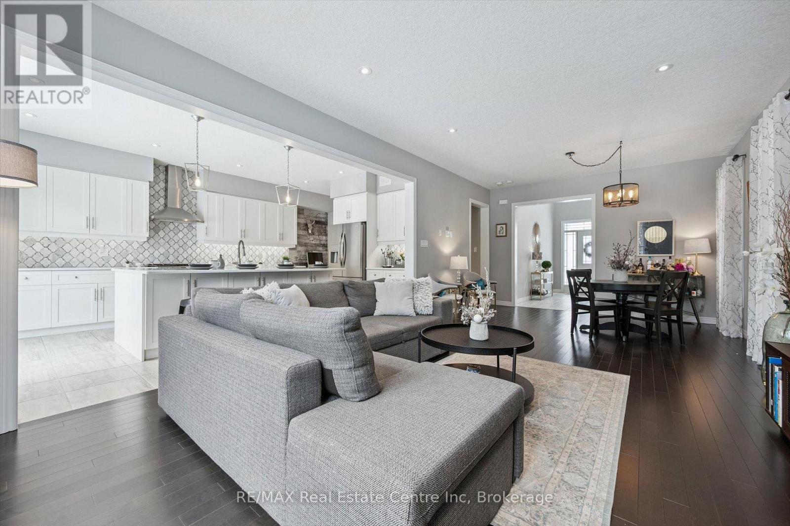 111 Ambrous Crescent, Guelph, Ontario  N1G 0E4 - Photo 9 - X12824766