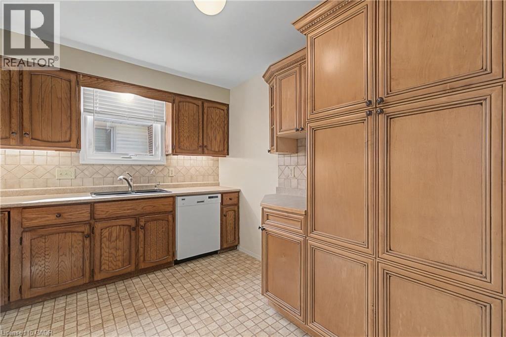 114 Dovercliffe Road, Guelph, Ontario  N1G 3A6 - Photo 6 - 40808330