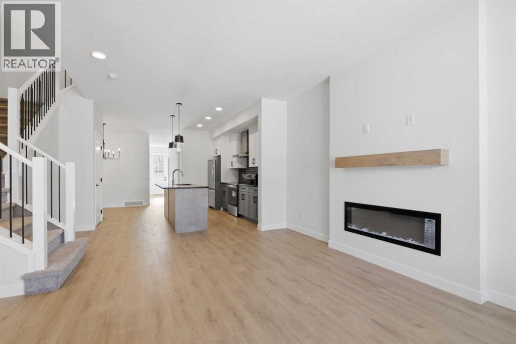 35 Belvedere Crescent Se, Calgary, Alberta  T2A 7Z9 - Photo 11 - A2289159