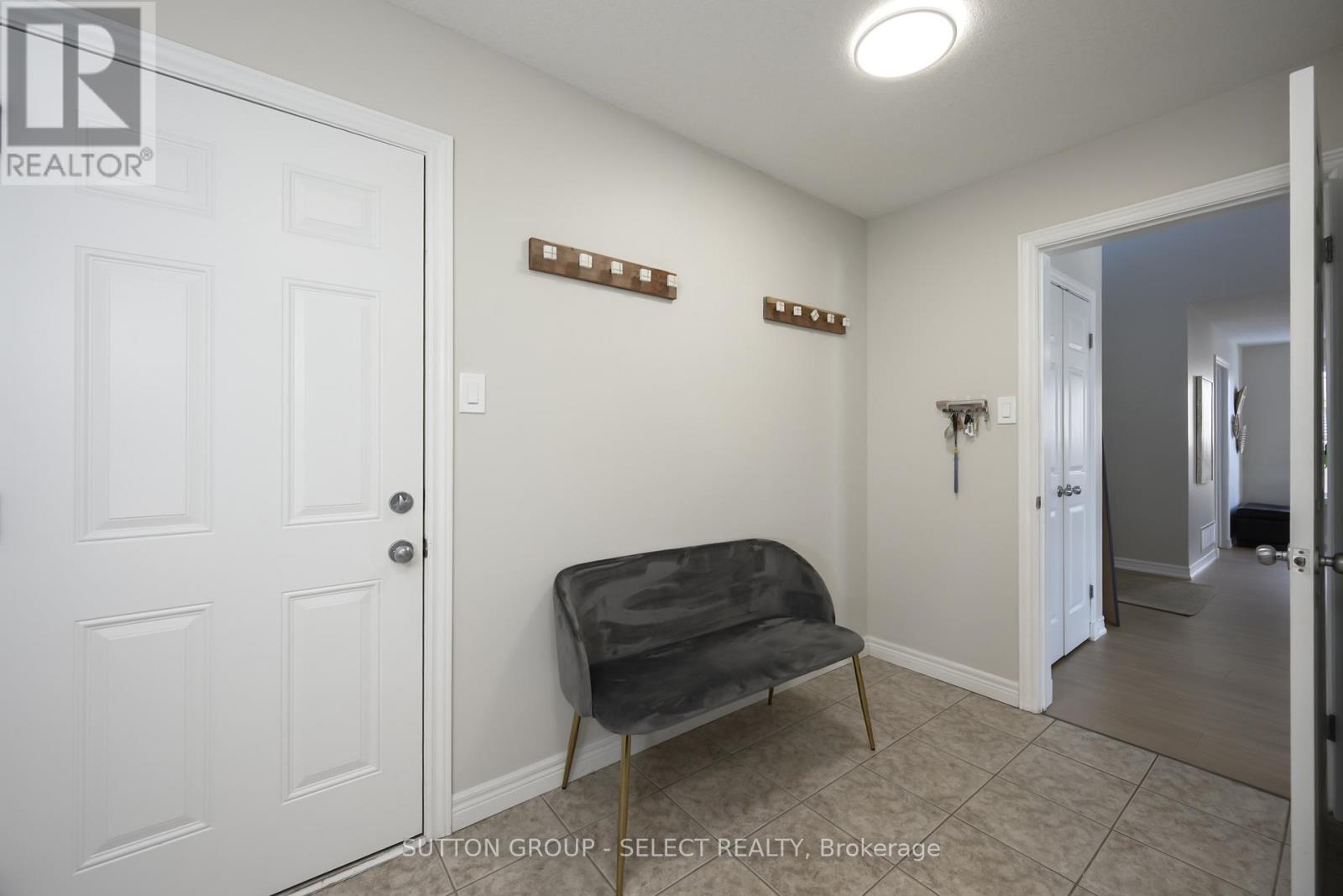 1711 Cedarcreek Crescent, London North, Ontario  N5X 0C7 - Photo 24 - X12829268