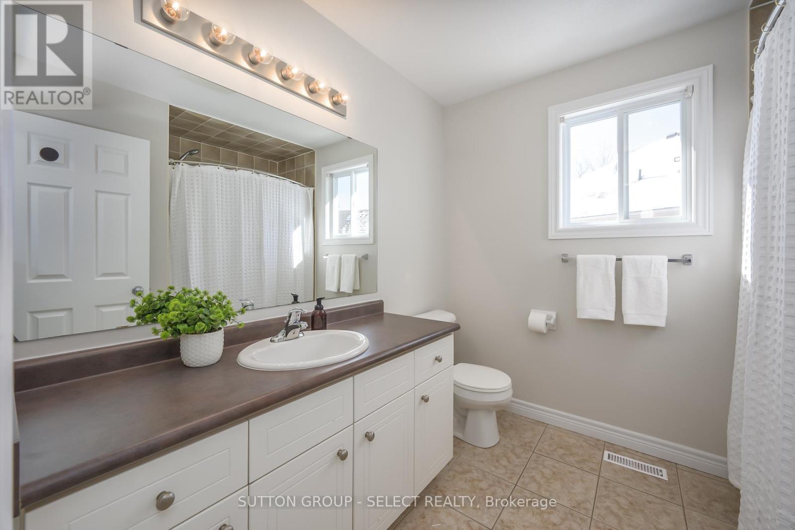 1711 Cedarcreek Crescent, London North, Ontario  N5X 0C7 - Photo 34 - X12829268