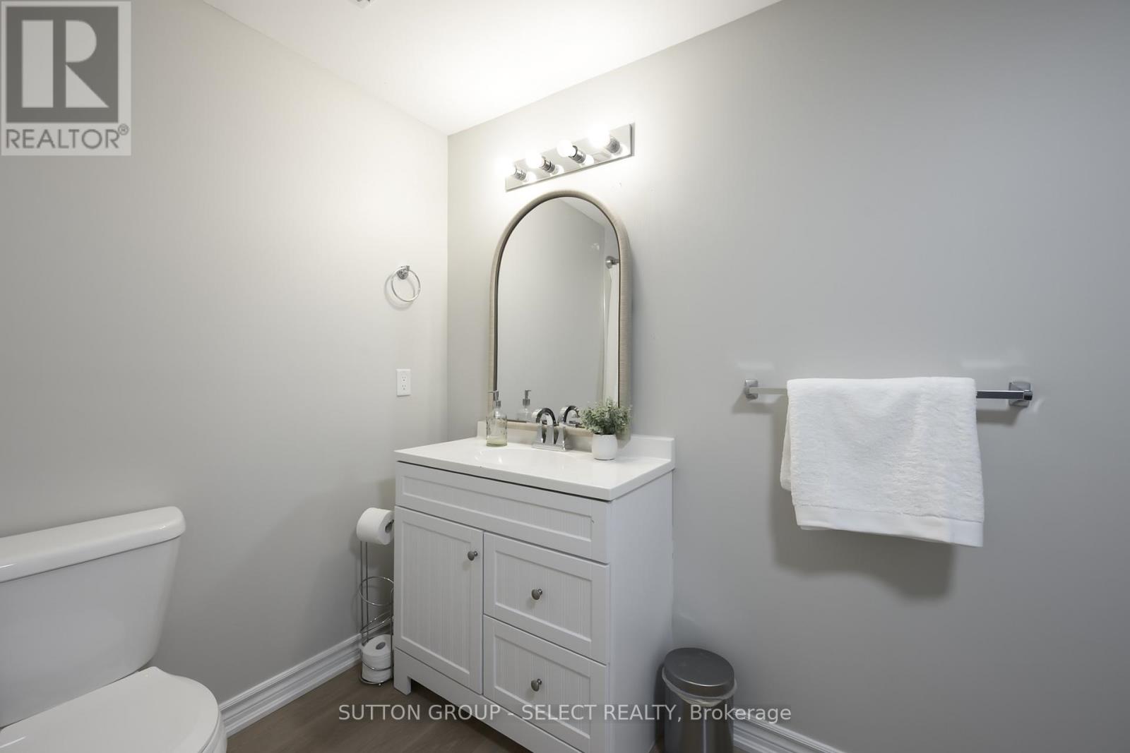 1711 Cedarcreek Crescent, London North, Ontario  N5X 0C7 - Photo 41 - X12829268