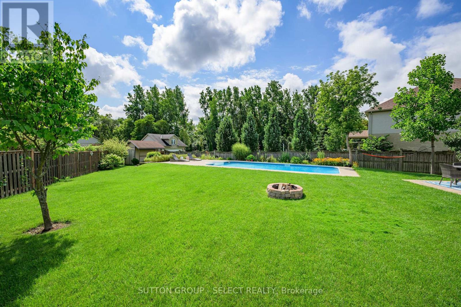 1711 Cedarcreek Crescent, London North, Ontario  N5X 0C7 - Photo 47 - X12829268