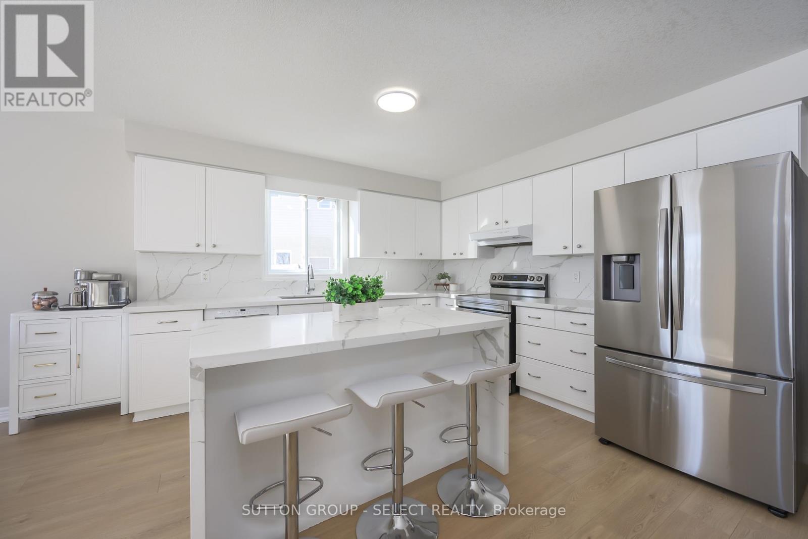 1711 Cedarcreek Crescent, London North, Ontario  N5X 0C7 - Photo 8 - X12829268