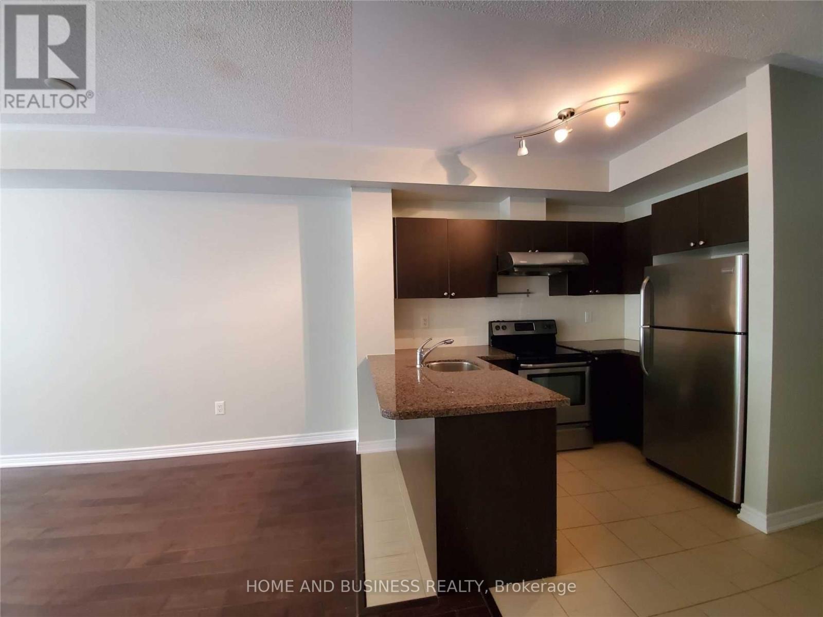 107 - 383 Prince Of Wales Drive, Mississauga, Ontario  L5B 0C7 - Photo 10 - W12829264