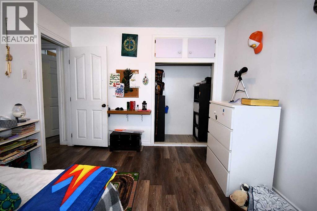 121 Chetamon Drive, Hinton, Alberta  T7V 1G1 - Photo 15 - A2269384