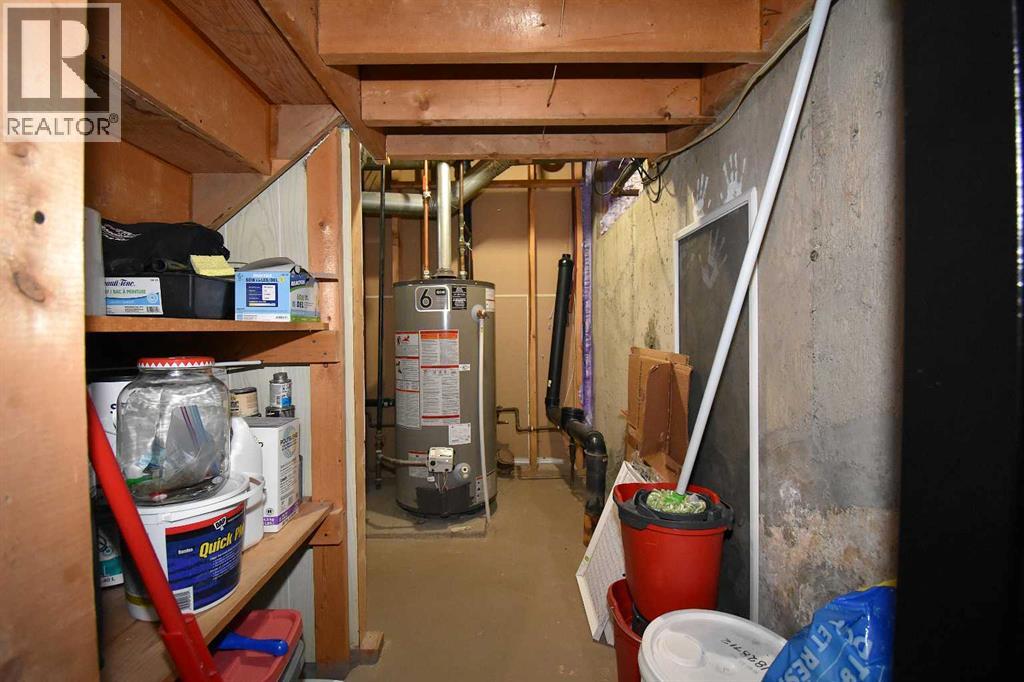 121 Chetamon Drive, Hinton, Alberta  T7V 1G1 - Photo 30 - A2269384