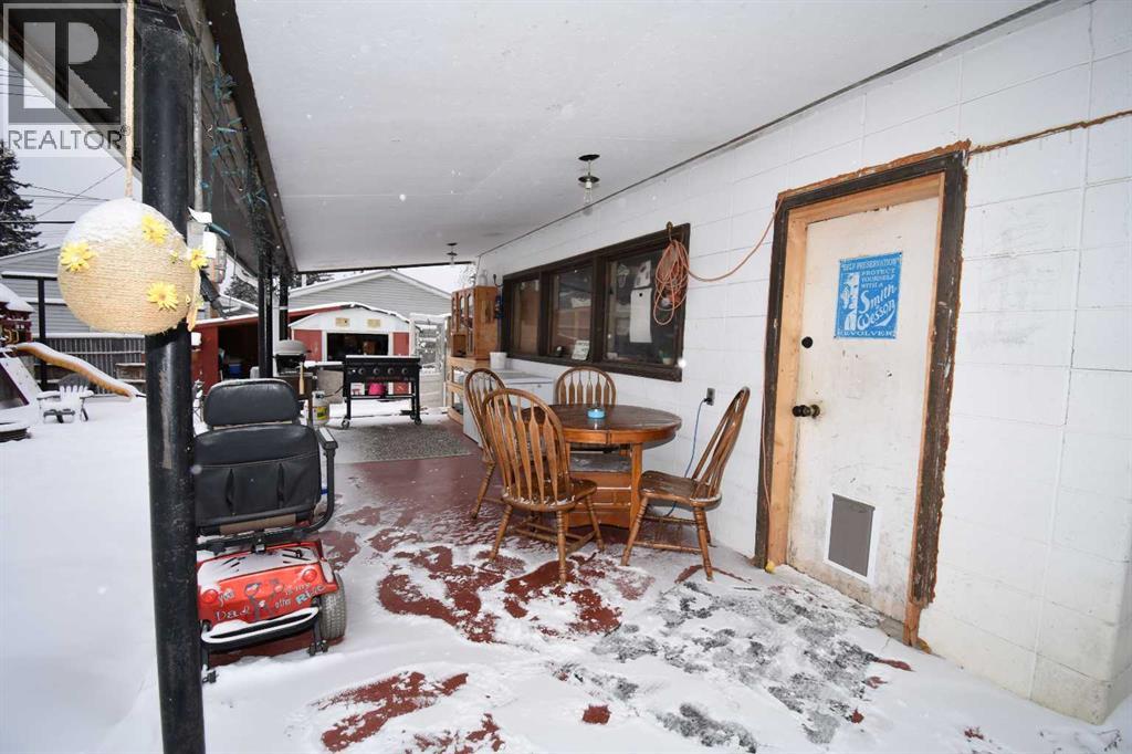 121 Chetamon Drive, Hinton, Alberta  T7V 1G1 - Photo 36 - A2269384