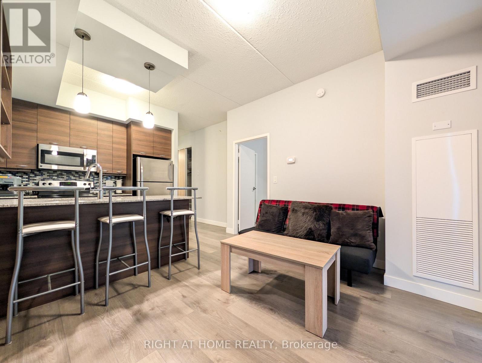 801 - 318 Spruce Street, Waterloo, Ontario  N2L 0E9 - Photo 16 - X12829266