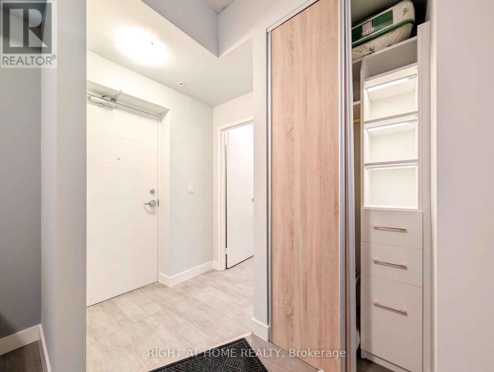 801 - 318 Spruce Street, Waterloo, Ontario  N2L 0E9 - Photo 26 - X12829266