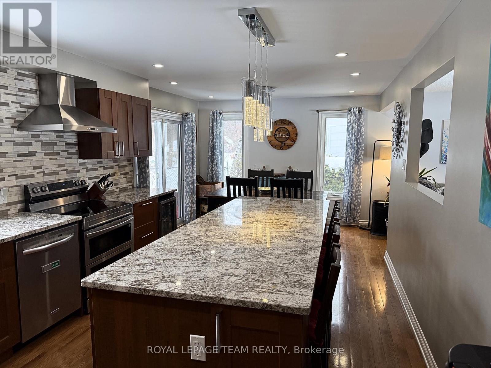 55 Coldstream Drive, Ottawa, Ontario  K0A 3P0 - Photo 7 - X12829290