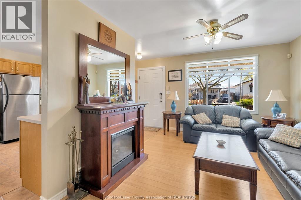 2665 Robert, Windsor, Ontario N8W 5L8 - Photo 7 - 26003397