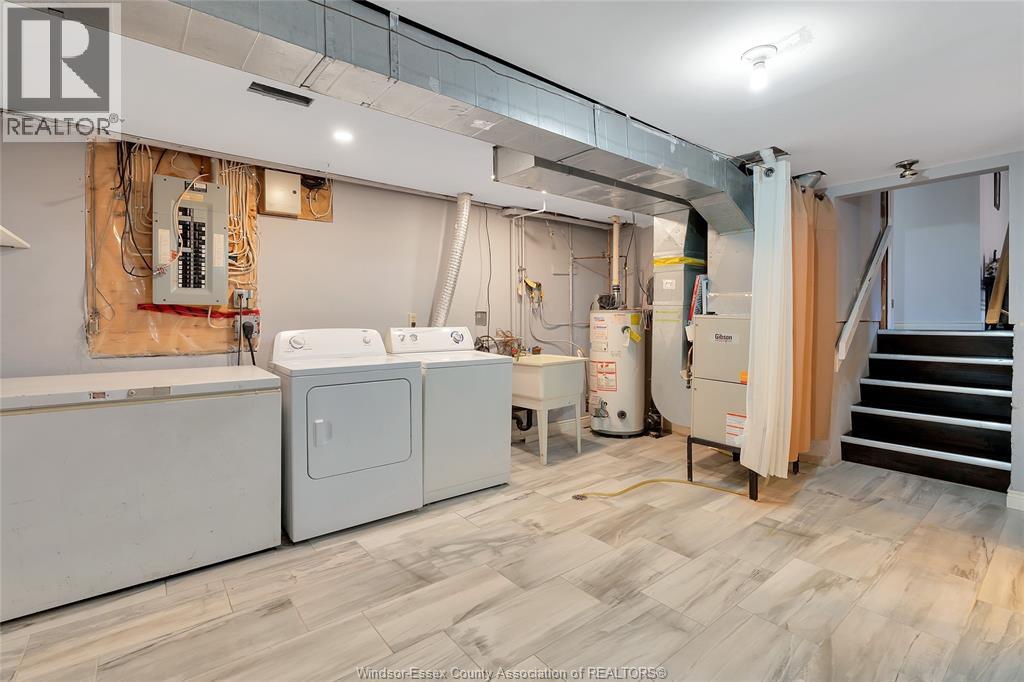 2665 Robert, Windsor, Ontario N8W 5L8 - Photo 21 - 26003397