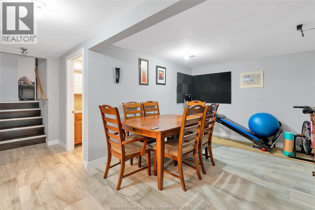 2665 Robert, Windsor, Ontario N8W 5L8 - Photo 20 - 26003397