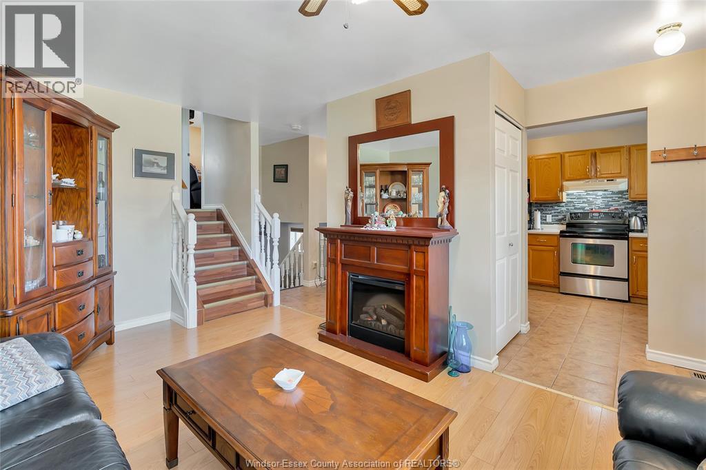 2665 Robert, Windsor, Ontario N8W 5L8 - Photo 6 - 26003397