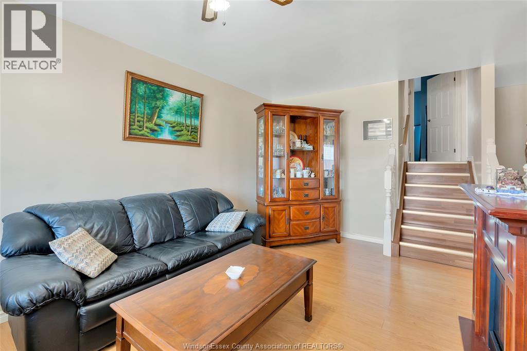 2665 Robert, Windsor, Ontario N8W 5L8 - Photo 5 - 26003397