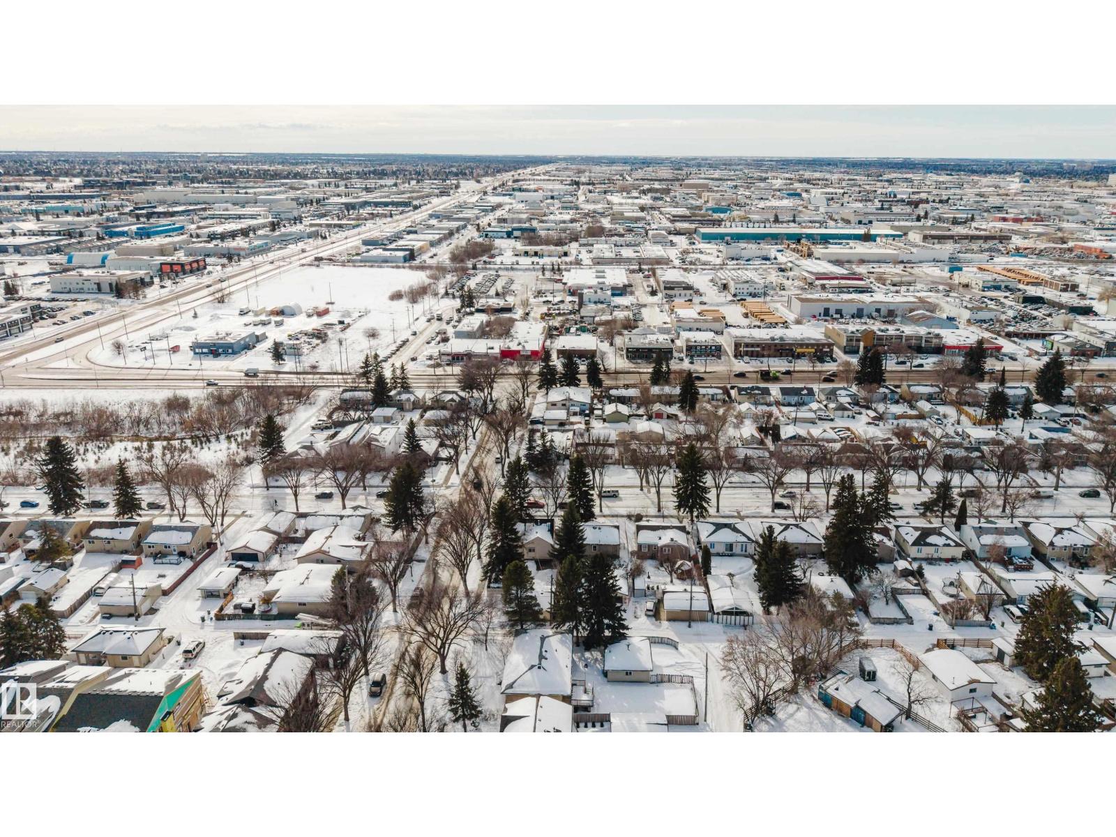 9308 64 Av Nw, Edmonton, Alberta  T6E 0H9 - Photo 6 - E4475286