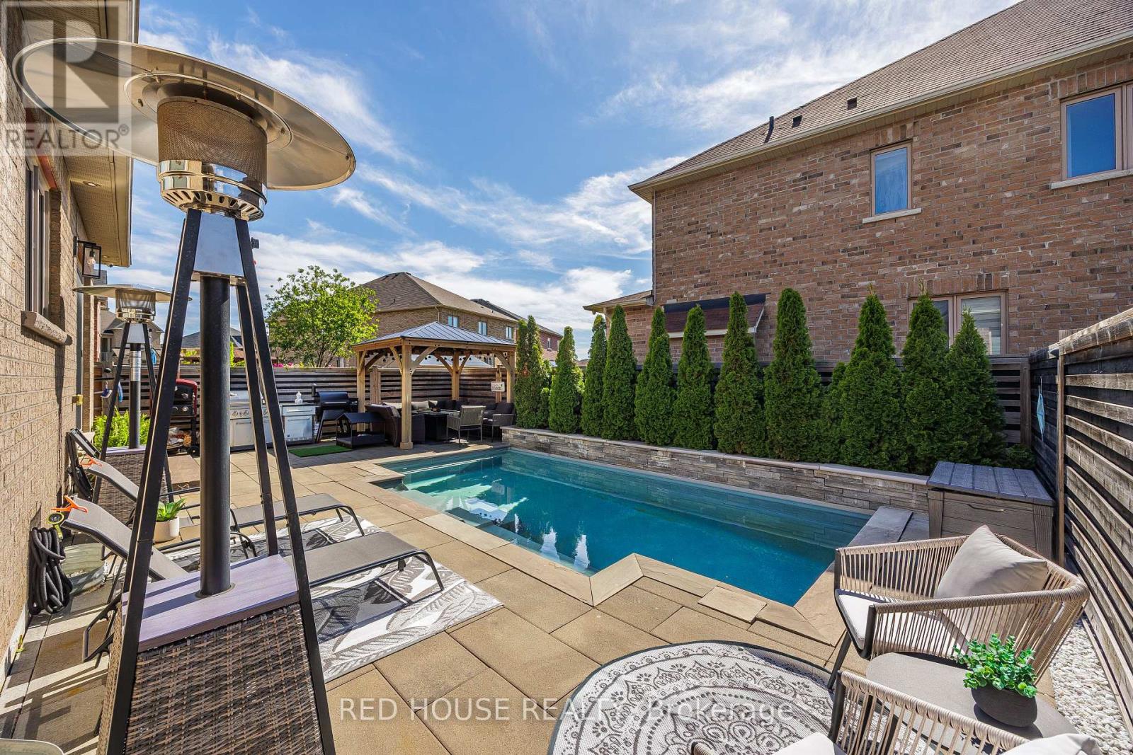 74 Mcdonnell Crescent, Bradford West Gwillimbury, Ontario  L3Z 0S7 - Photo 28 - N12684044