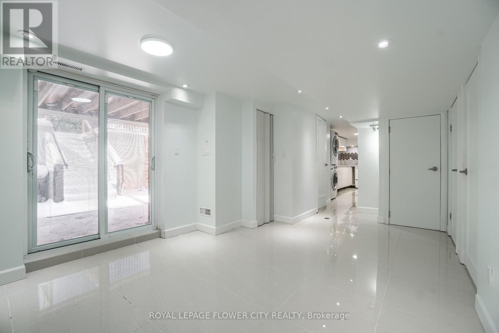 Basement - 12 Gondola Crescent, Brampton, Ontario  L6S 1W6 - Photo 4 - W12829284