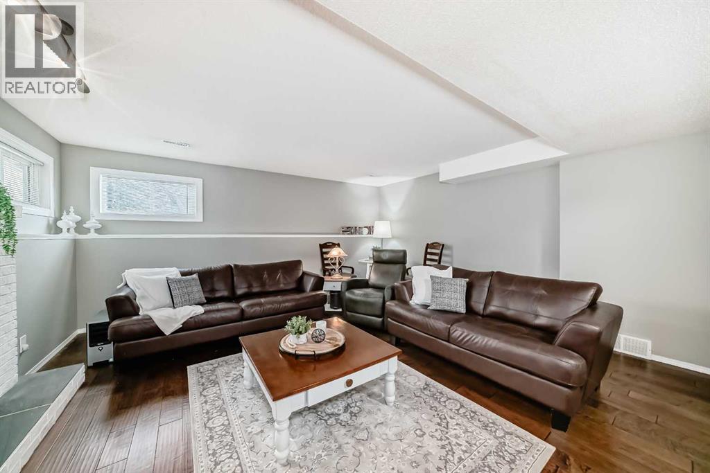 76 Riverside Way Se, Calgary, Alberta  T2C 3V8 - Photo 26 - A2288540