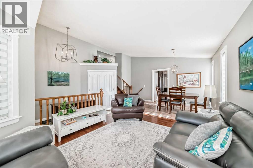 76 Riverside Way Se, Calgary, Alberta  T2C 3V8 - Photo 6 - A2288540