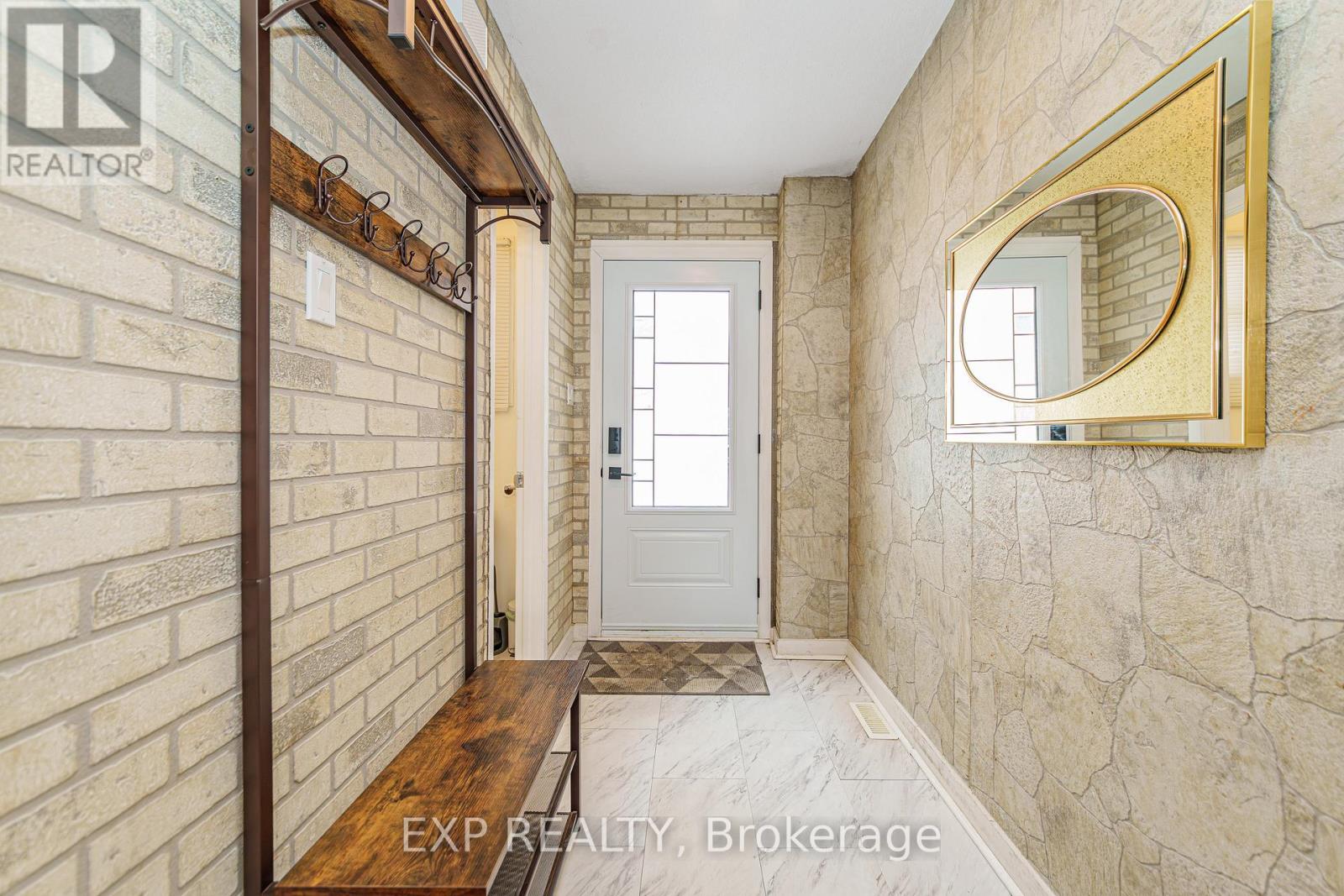 81 - 224 Romulus Private, Ottawa, Ontario  K1K 3Y2 - Photo 3 - X12829304