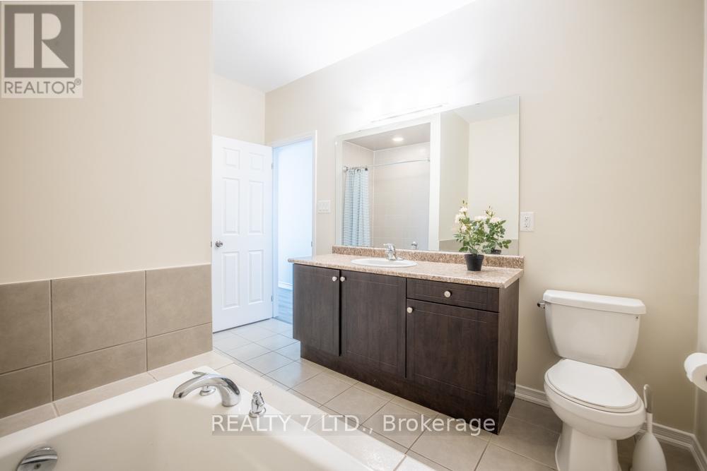 8541 Sweet Chestnut Drive, Niagara Falls, Ontario  L2H 0N1 - Photo 13 - X12829288