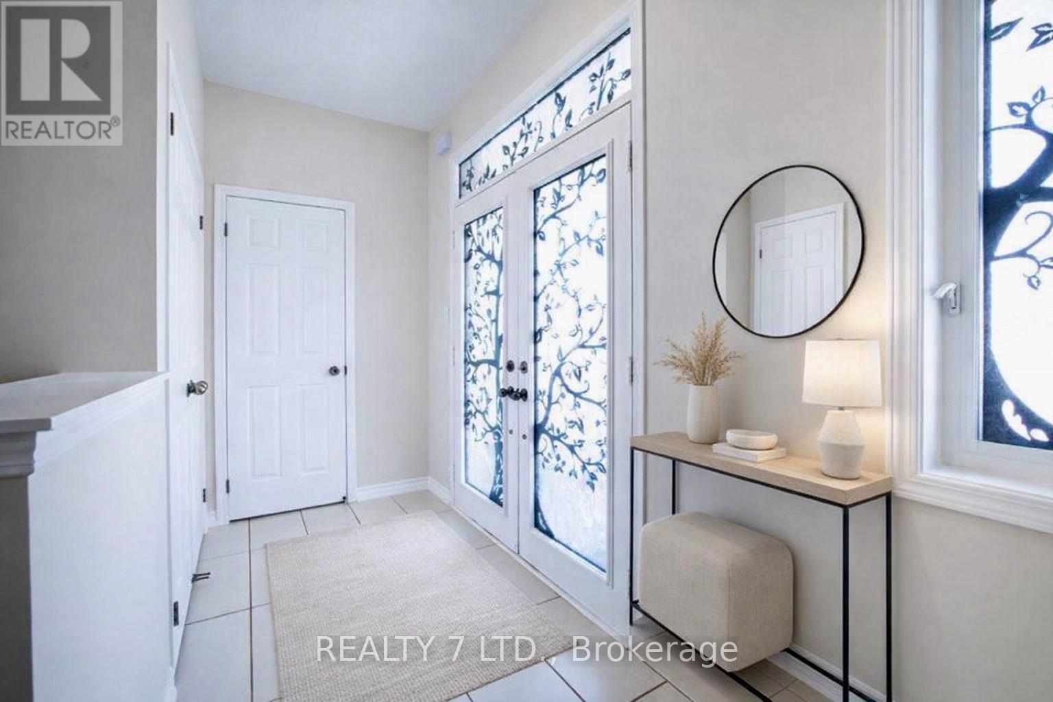 8541 Sweet Chestnut Drive, Niagara Falls, Ontario  L2H 0N1 - Photo 3 - X12829288