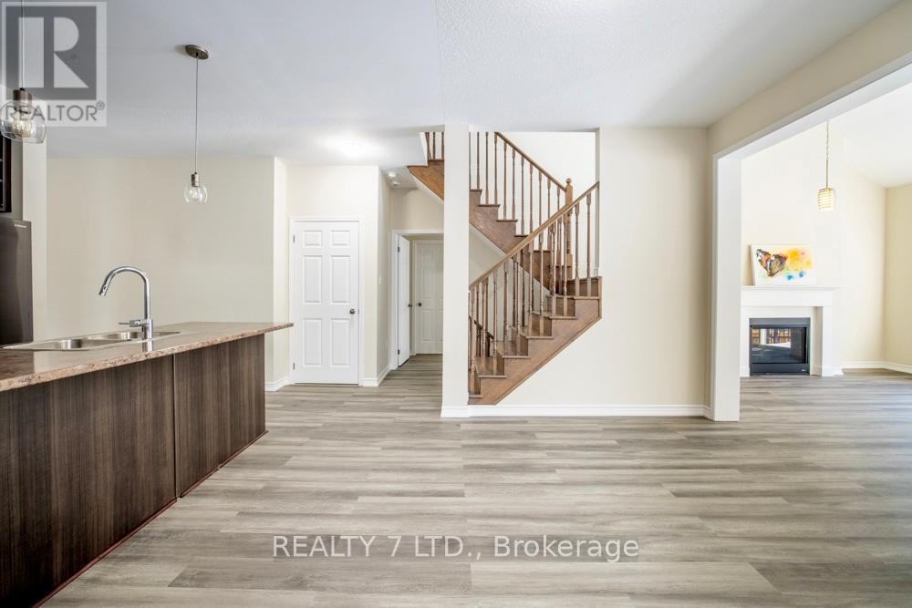 8541 Sweet Chestnut Drive, Niagara Falls, Ontario  L2H 0N1 - Photo 9 - X12829288