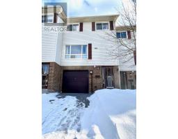 29 JENNY WRENWAY, Toronto, Ontario