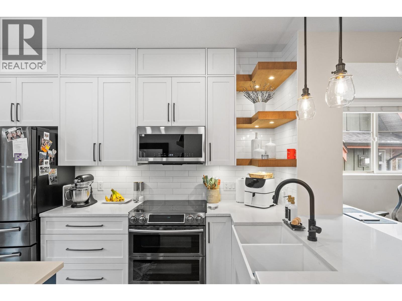 142 2000 Panorama Drive, Port Moody, British Columbia  V3H 5J5 - Photo 3 - R3093744