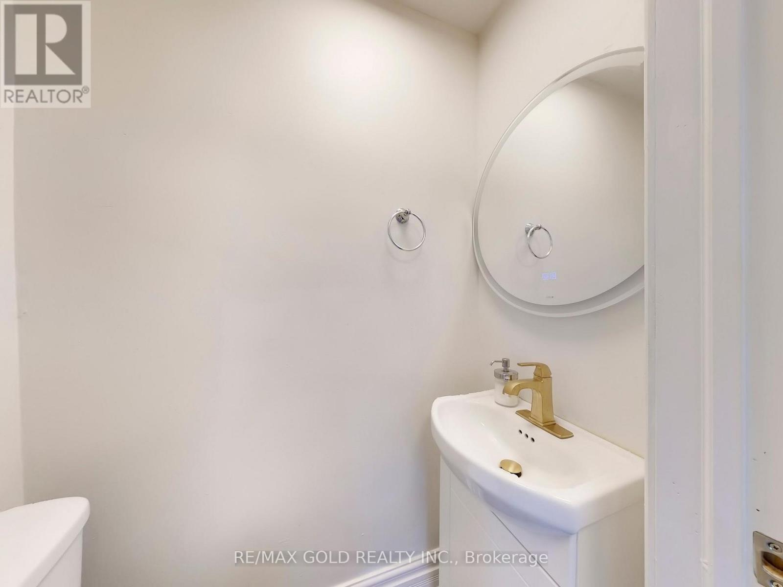 189 Kingsview Boulevard, Toronto, Ontario  M9R 1V7 - Photo 30 - W12828672