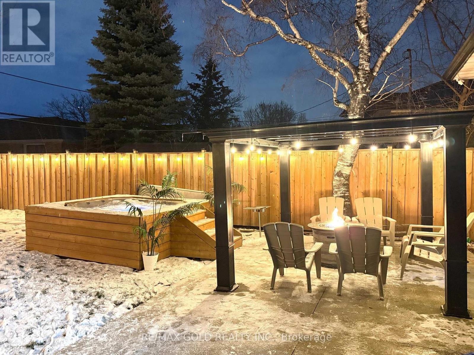 189 Kingsview Boulevard, Toronto, Ontario  M9R 1V7 - Photo 48 - W12828672