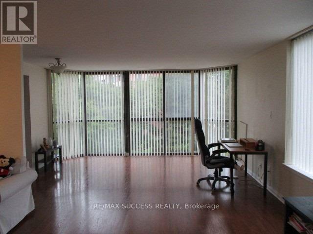 408 - 1230 Marlborough Court, Oakville, Ontario  L6H 3K6 - Photo 10 - W12829292