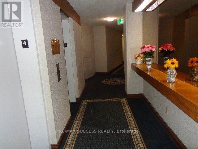 408 - 1230 Marlborough Court, Oakville, Ontario  L6H 3K6 - Photo 6 - W12829292