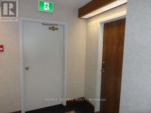 408 - 1230 Marlborough Court, Oakville, Ontario  L6H 3K6 - Photo 7 - W12829292