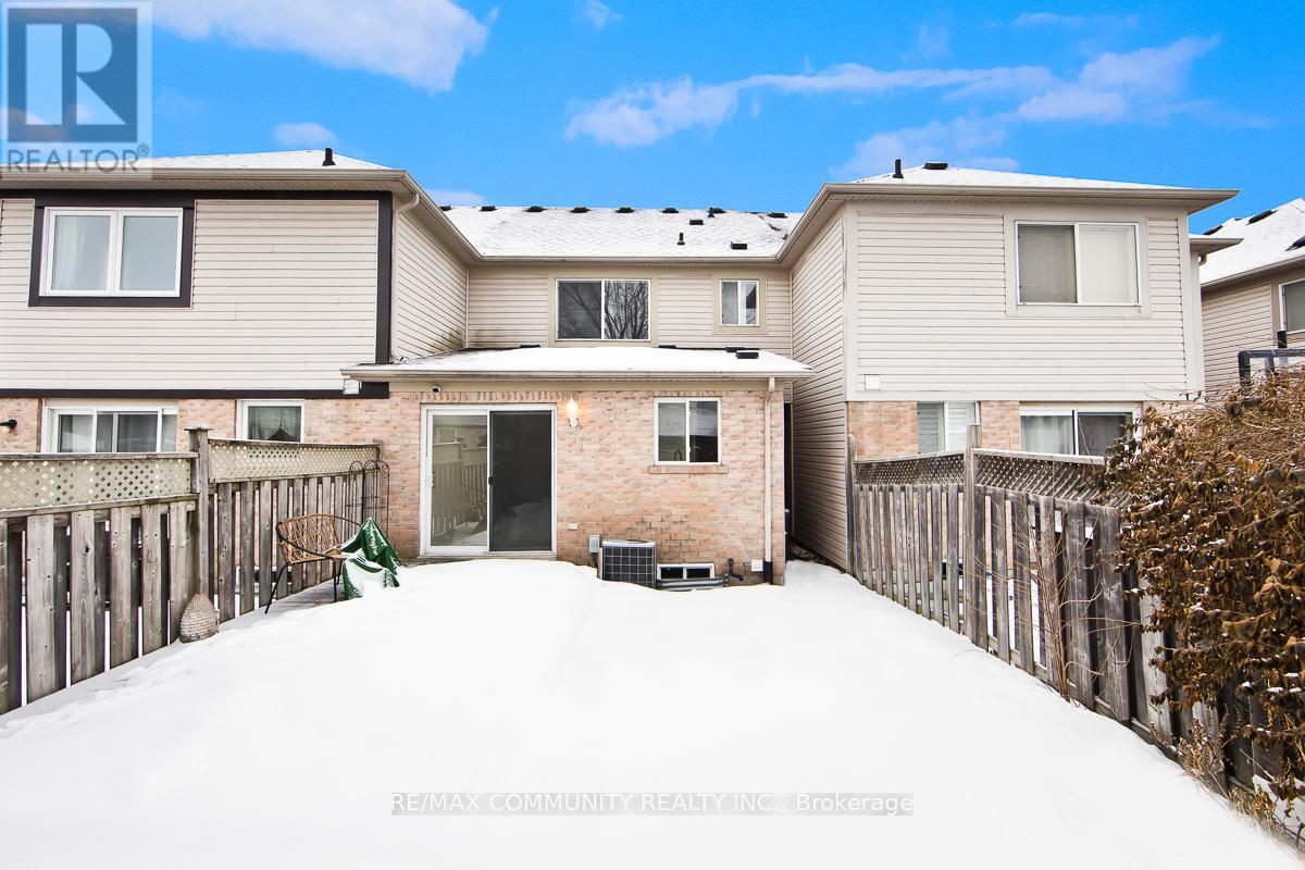 1049 Kennedy Circle, Milton, Ontario  L9T 5S5 - Photo 19 - W12829302