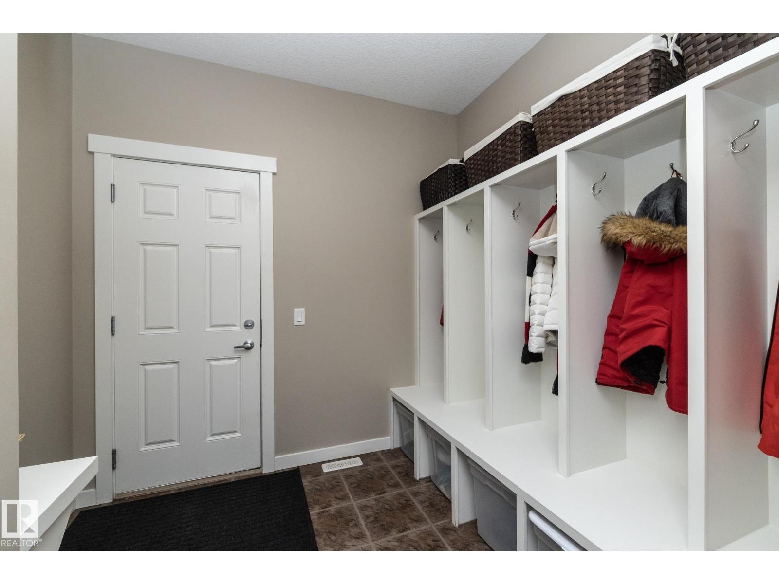 13020 207 St Nw, Edmonton, Alberta  T5S 0K1 - Photo 2 - E4475289