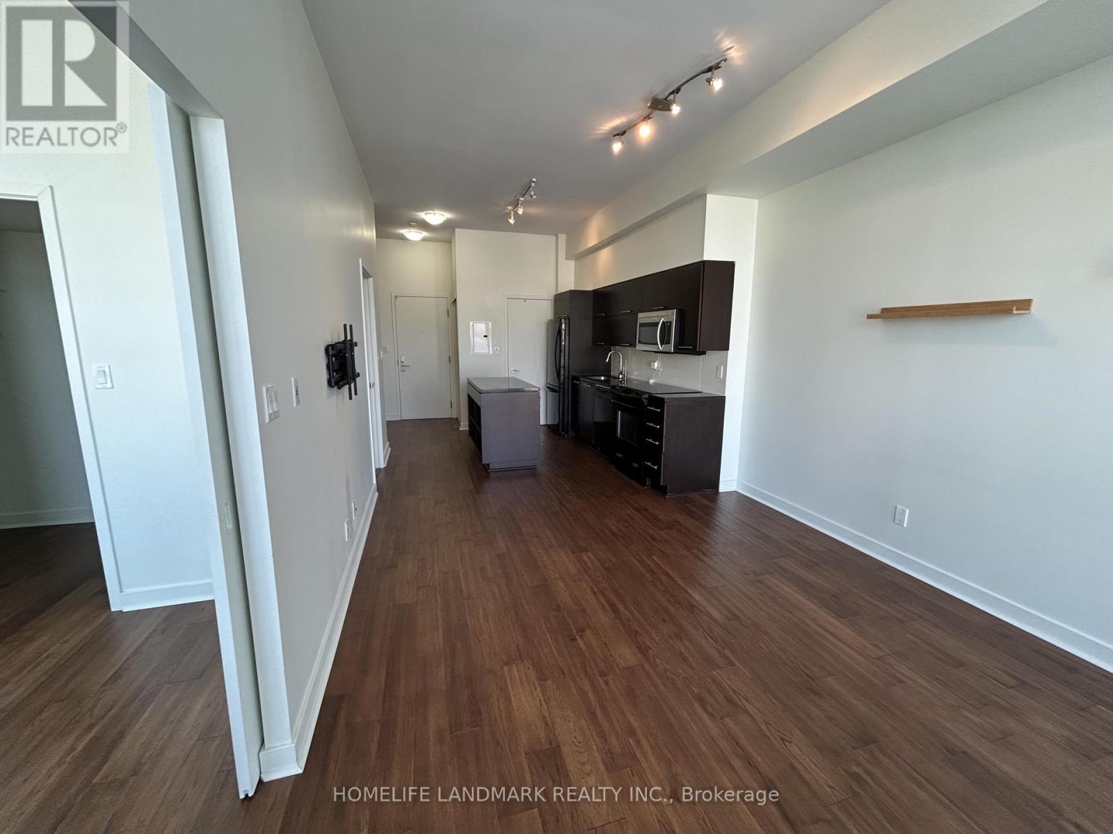 2206 - 126 Simcoe Street, Toronto, Ontario  M5H 4E6 - Photo 4 - C12823054