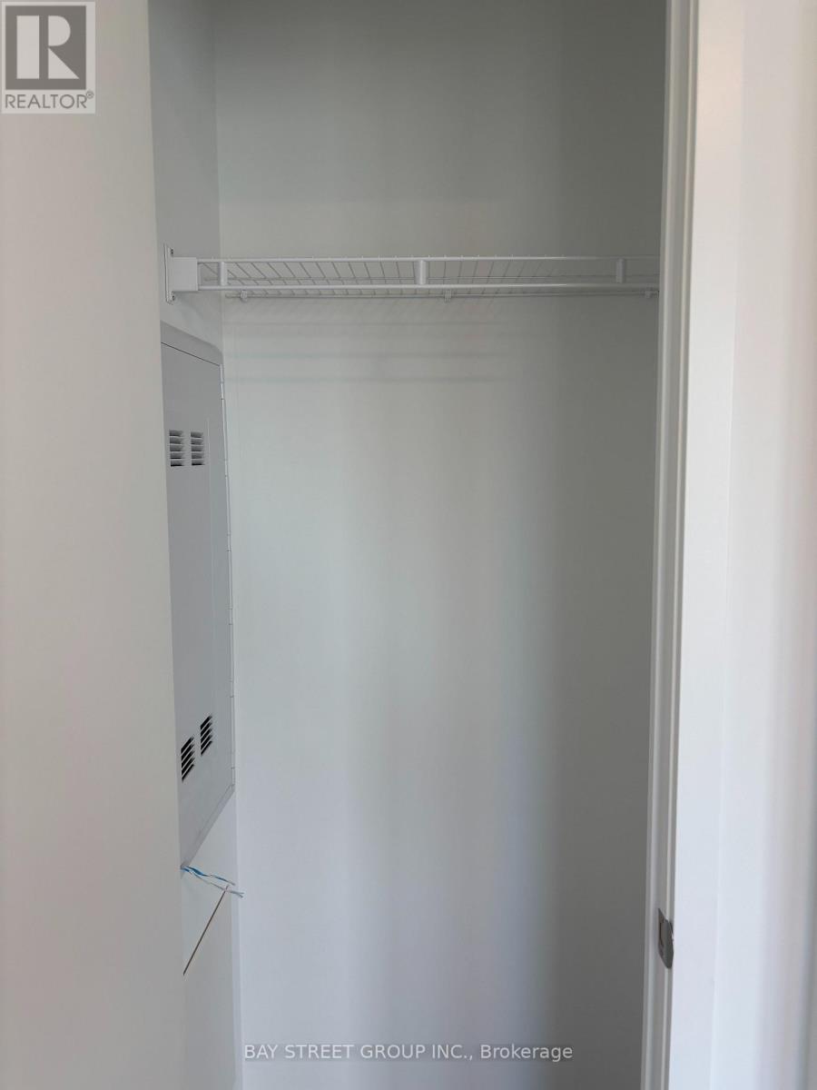 3311 - 180 Front Street E, Toronto, Ontario  M5A 0K9 - Photo 12 - C12829310