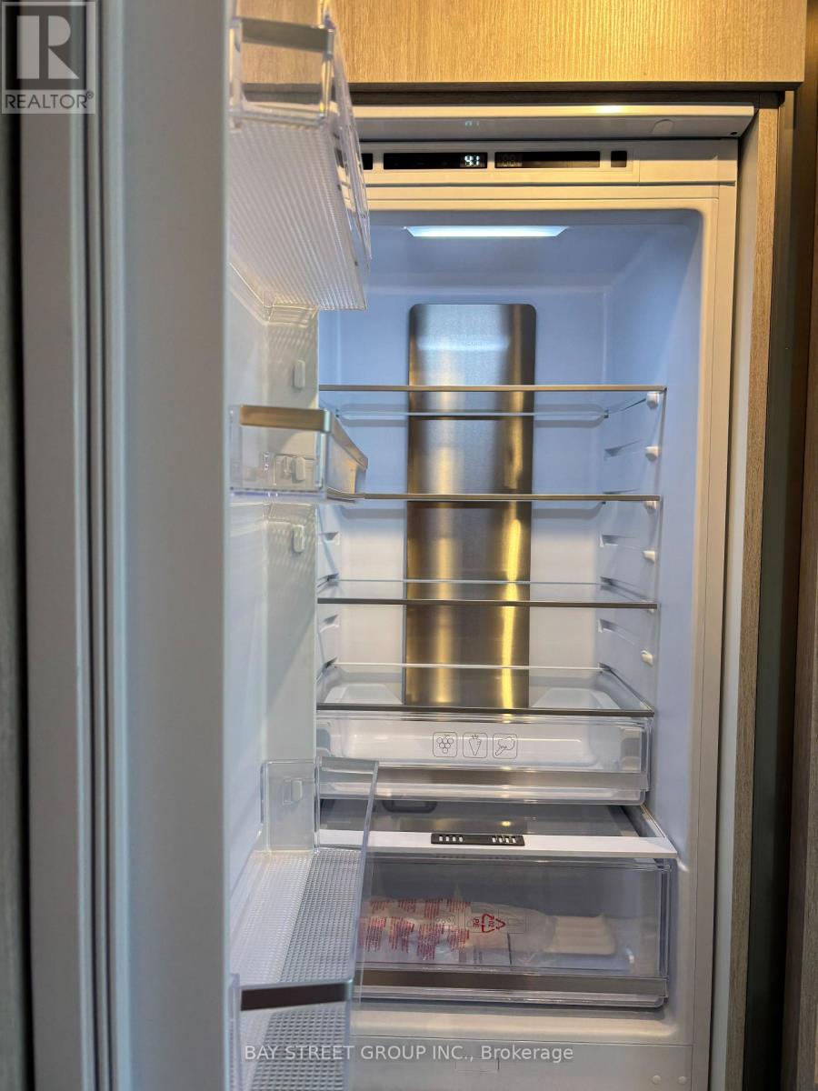 3311 - 180 Front Street E, Toronto, Ontario  M5A 0K9 - Photo 7 - C12829310