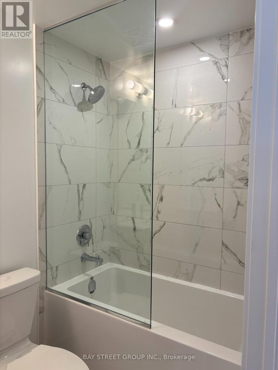 3311 - 180 Front Street E, Toronto, Ontario  M5A 0K9 - Photo 9 - C12829310