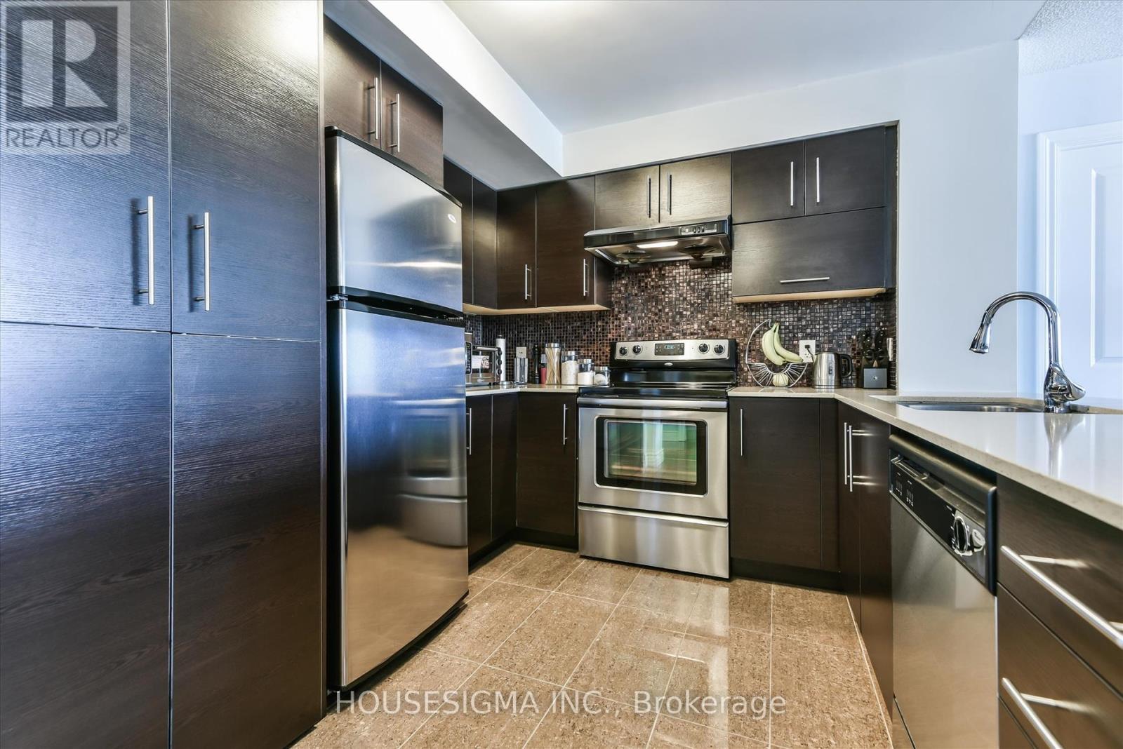 509 - 273 South Park Road, Markham, Ontario  L3T 0B5 - Photo 3 - N12829312