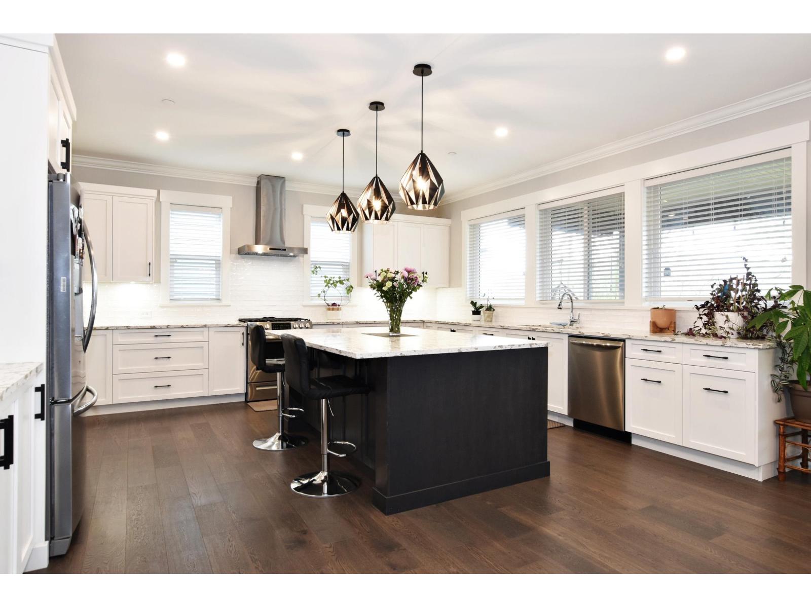 35262 Ewert Avenue, Mission, British Columbia  V2V 0G3 - Photo 2 - R3093967