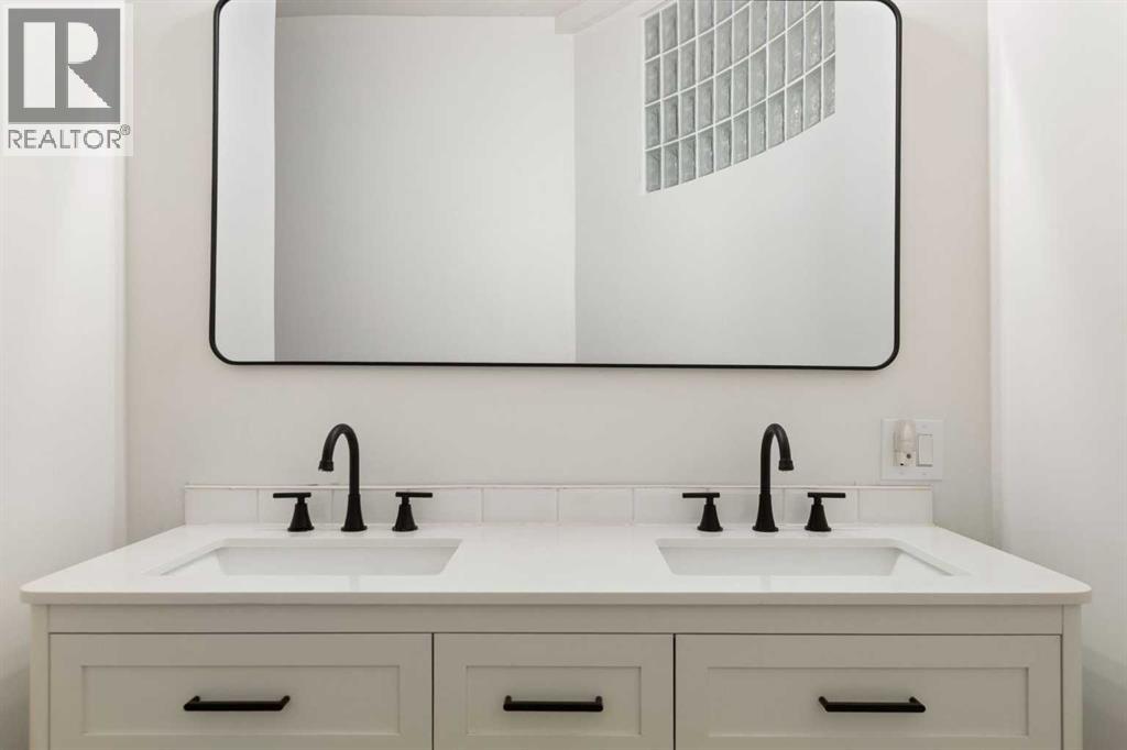 639 Canterbury Drive Sw, Calgary, Alberta  T2W 1J4 - Photo 24 - A2285699