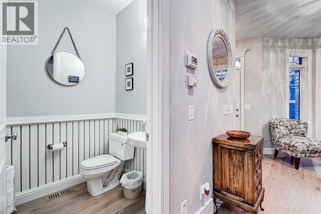 2037 47 Avenue Sw, Calgary, Alberta  T2T 2S7 - Photo 15 - A2285960