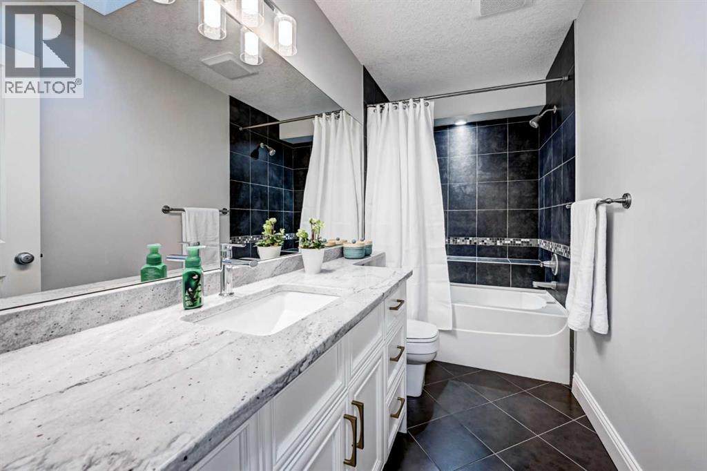 2037 47 Avenue Sw, Calgary, Alberta  T2T 2S7 - Photo 25 - A2285960